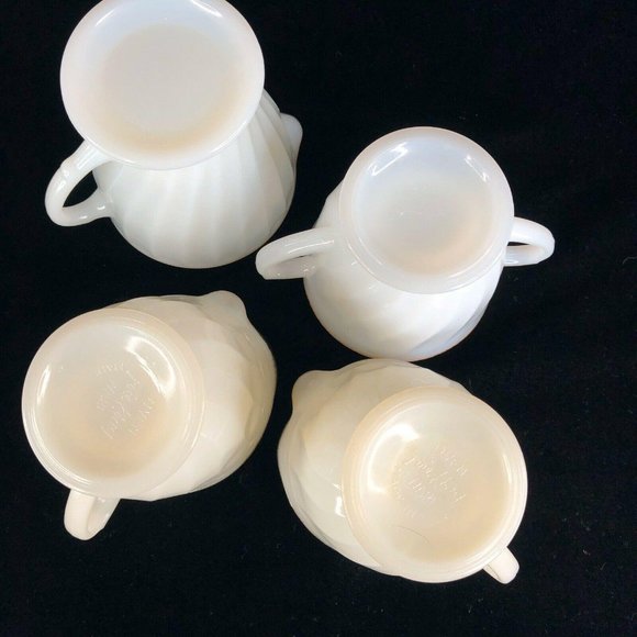 Fire King 3 Creamer 1 Sugar Bowl 2 Berry Set White Gold Swirl Anchor Hocking - Picture 10 of 12